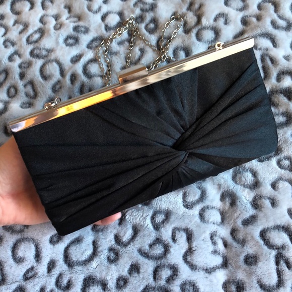Handbags - Black Clutch